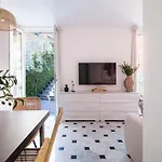 Olives Bay Terrace In