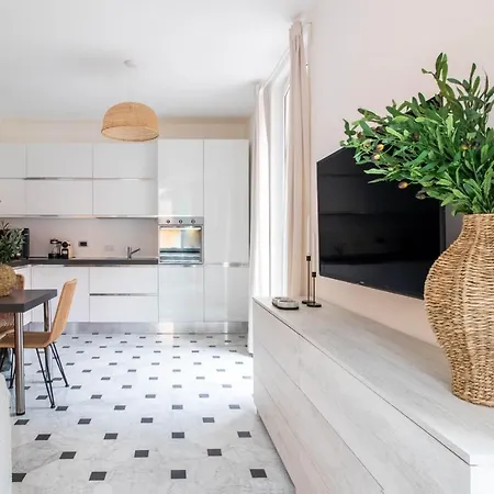Olives Bay Terrace In بيت للعطل بورتوفينو